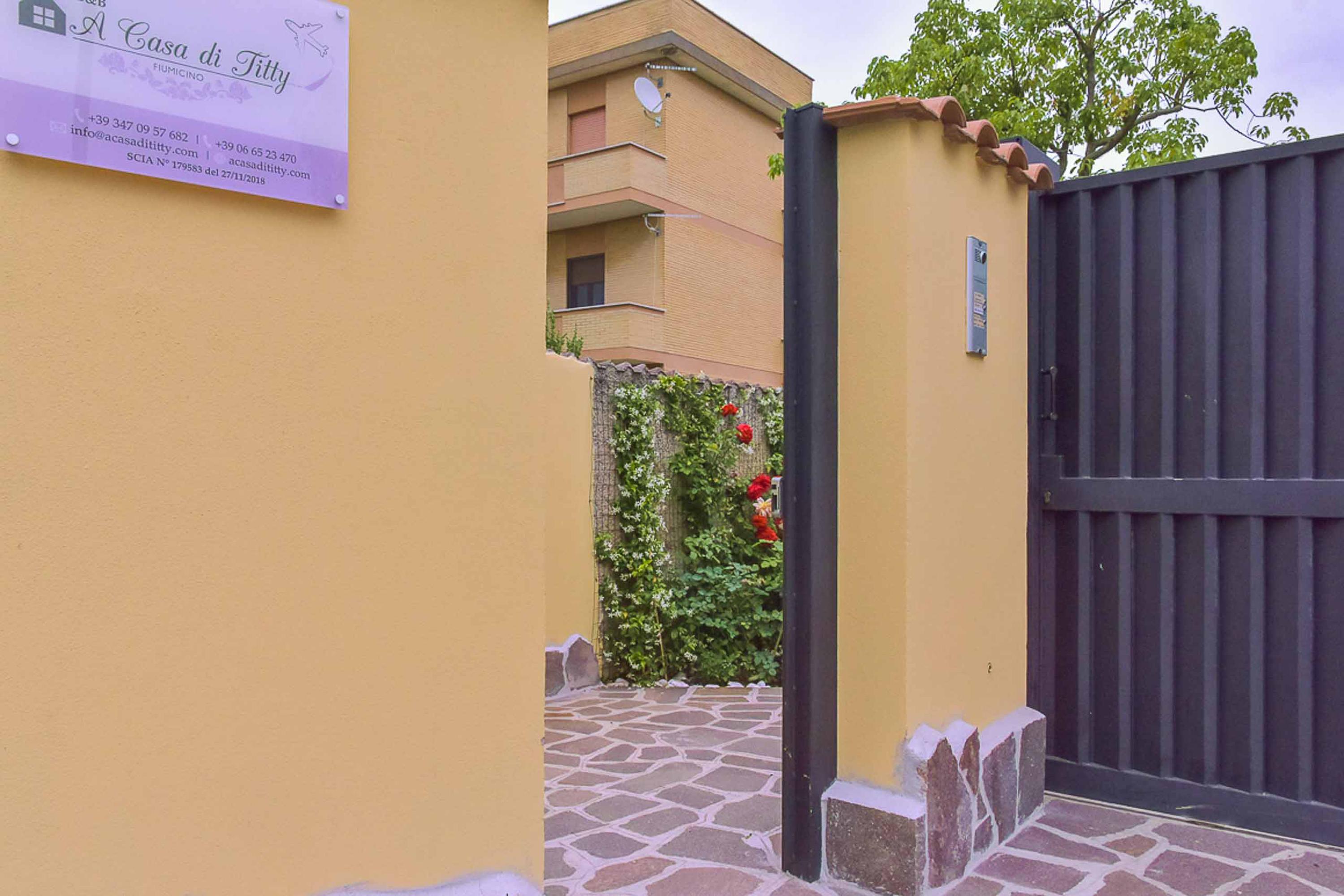 フィウミチーノ A Casa Di Titty Bed & Breakfast エクステリア 写真