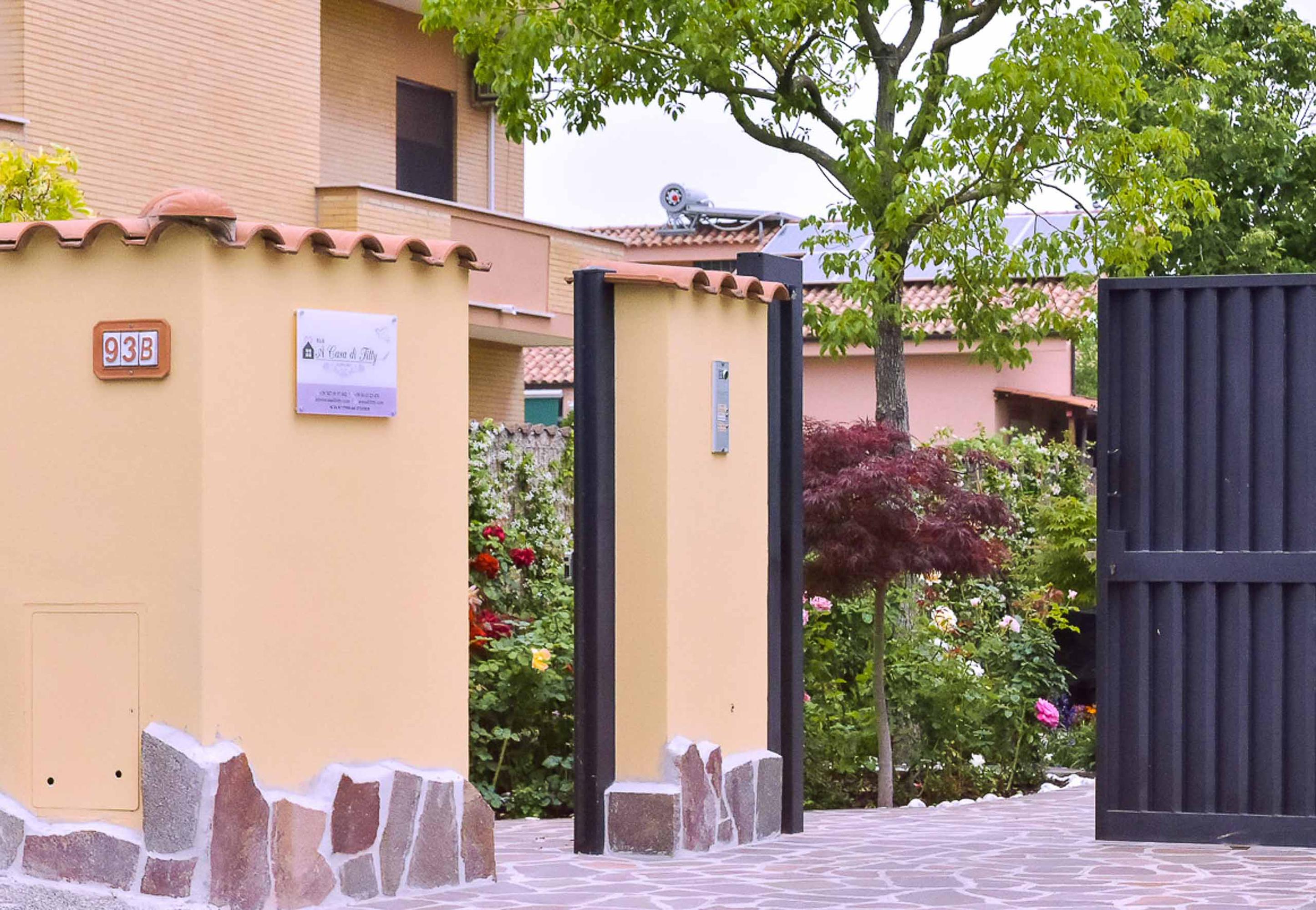 フィウミチーノ A Casa Di Titty Bed & Breakfast エクステリア 写真